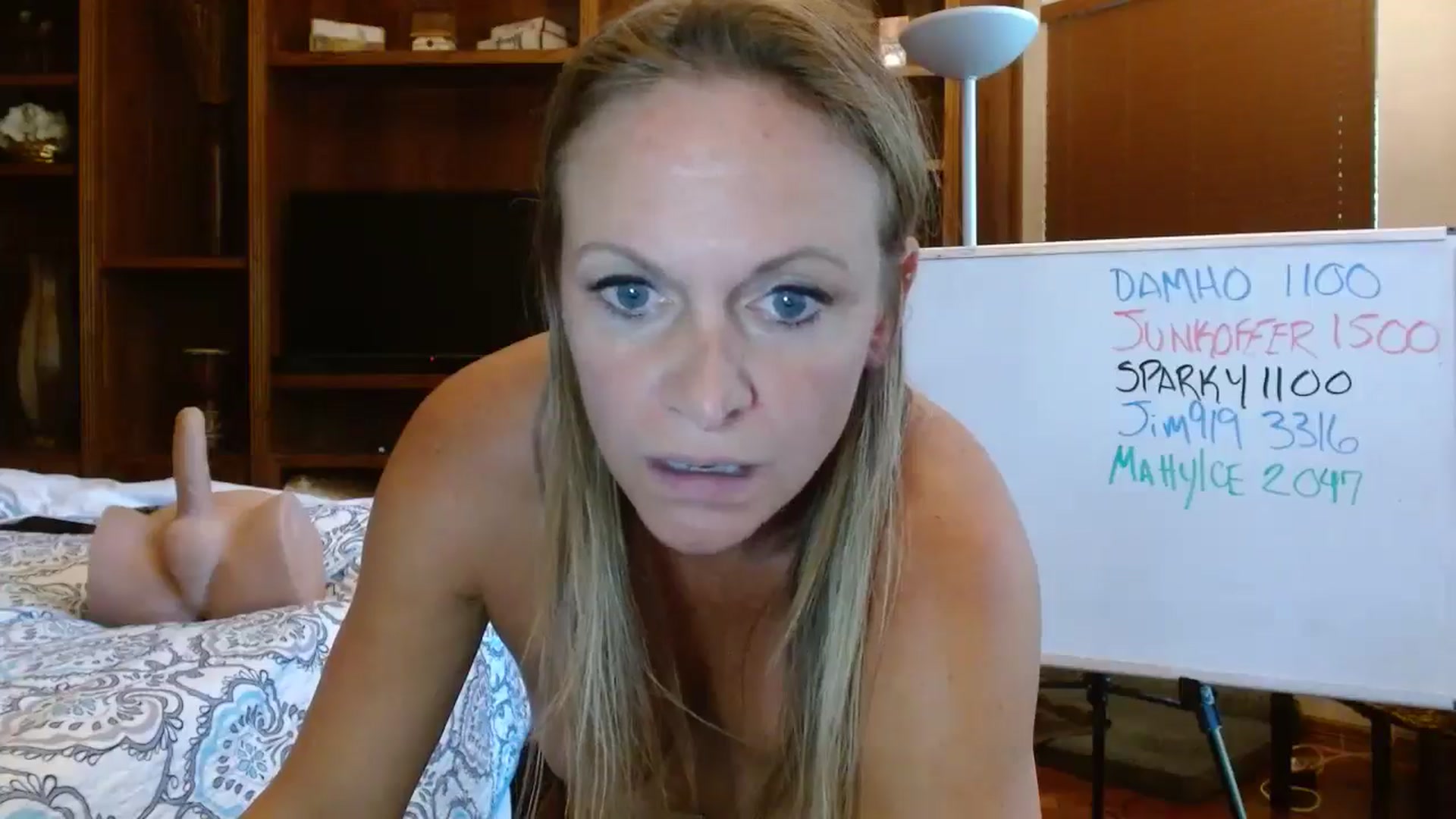 Gallery image thumbnail from Autumn_Blonde's myfreecams stream on, 08/07/2025, 13:43 image 19 of 20