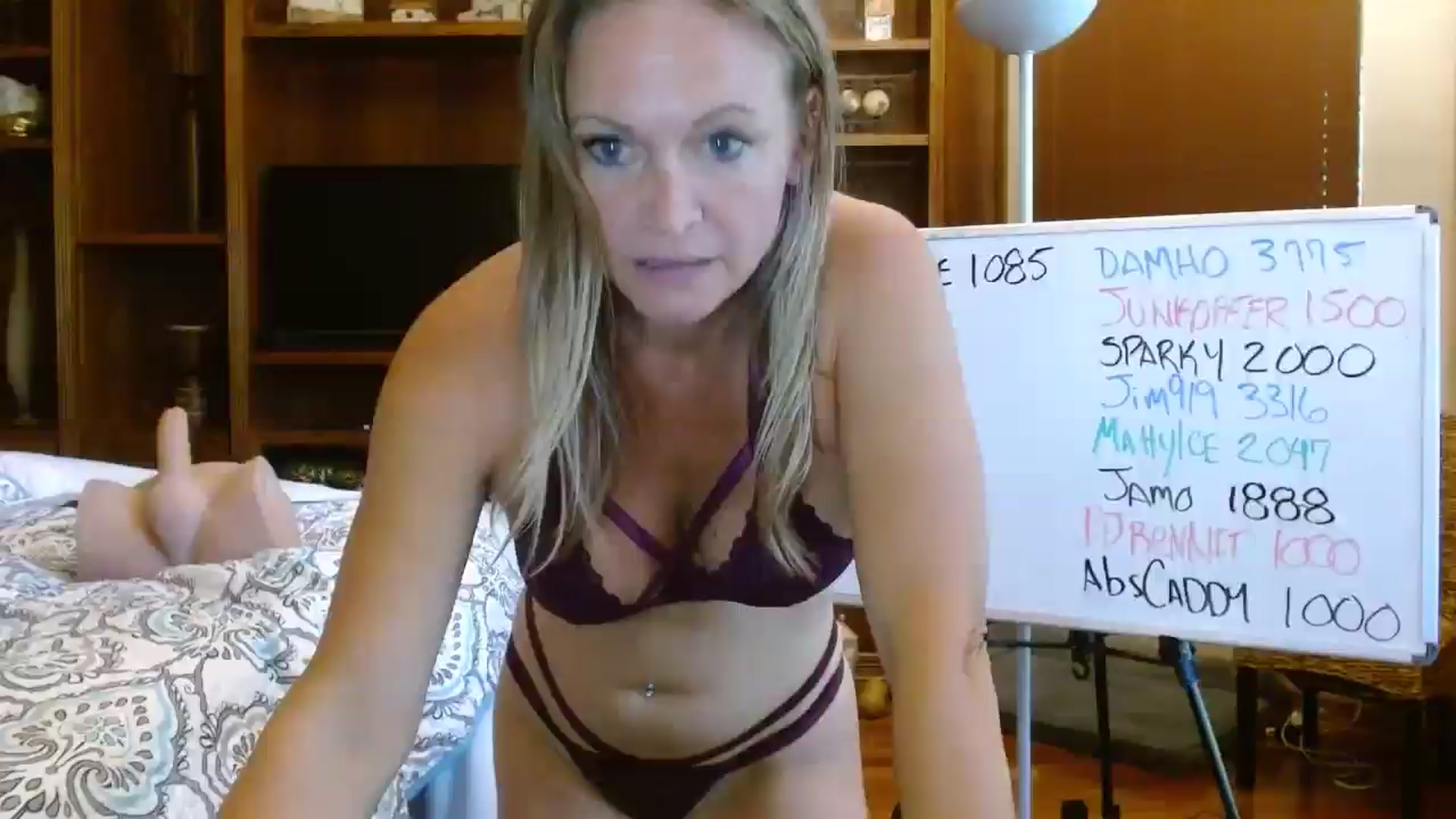 Gallery image thumbnail from Autumn_Blonde's myfreecams stream on, 08/16/2025, 14:53 image 1 of 20