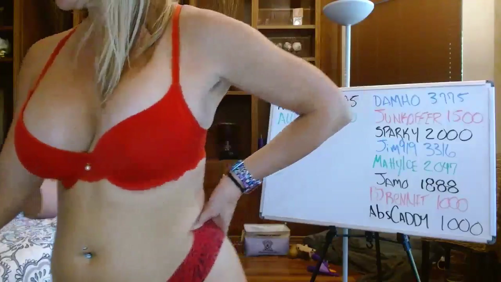 Gallery image thumbnail from Autumn_Blonde's myfreecams stream on, 08/18/2025, 14:23 image 10 of 20