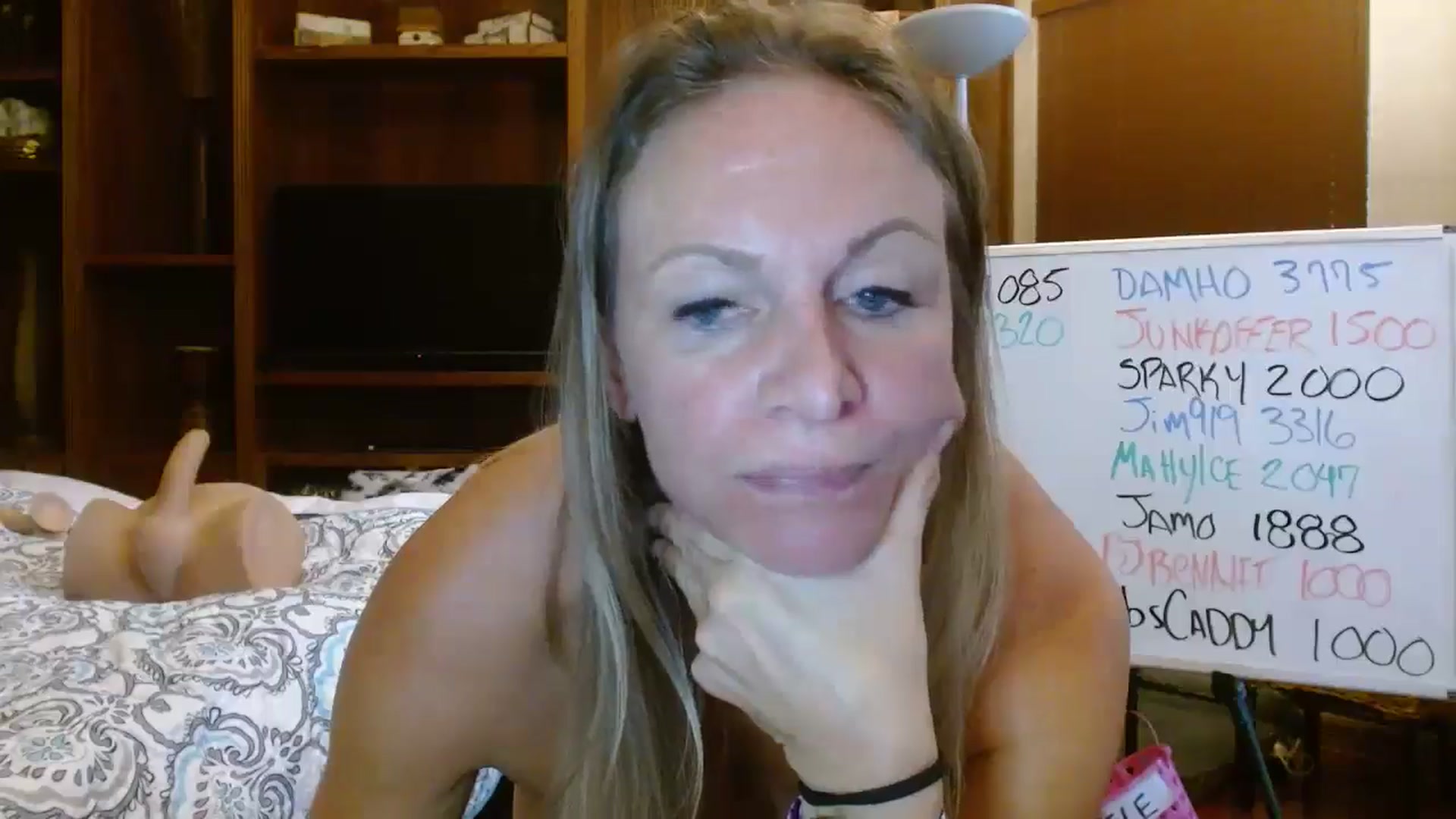 Gallery image thumbnail from Autumn_Blonde's myfreecams stream on, 08/27/2025, 15:14 image 3 of 20