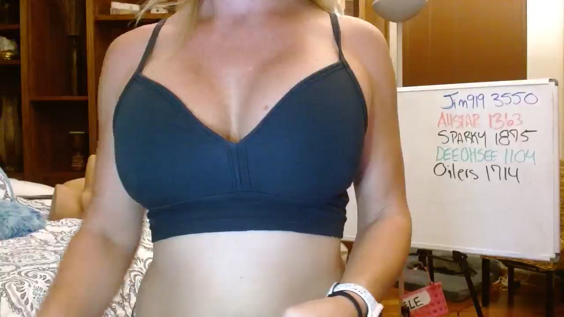 Gallery image thumbnail from Autumn_Blonde's myfreecams stream on, 09/10/2025, 11:40 image 16 of 20