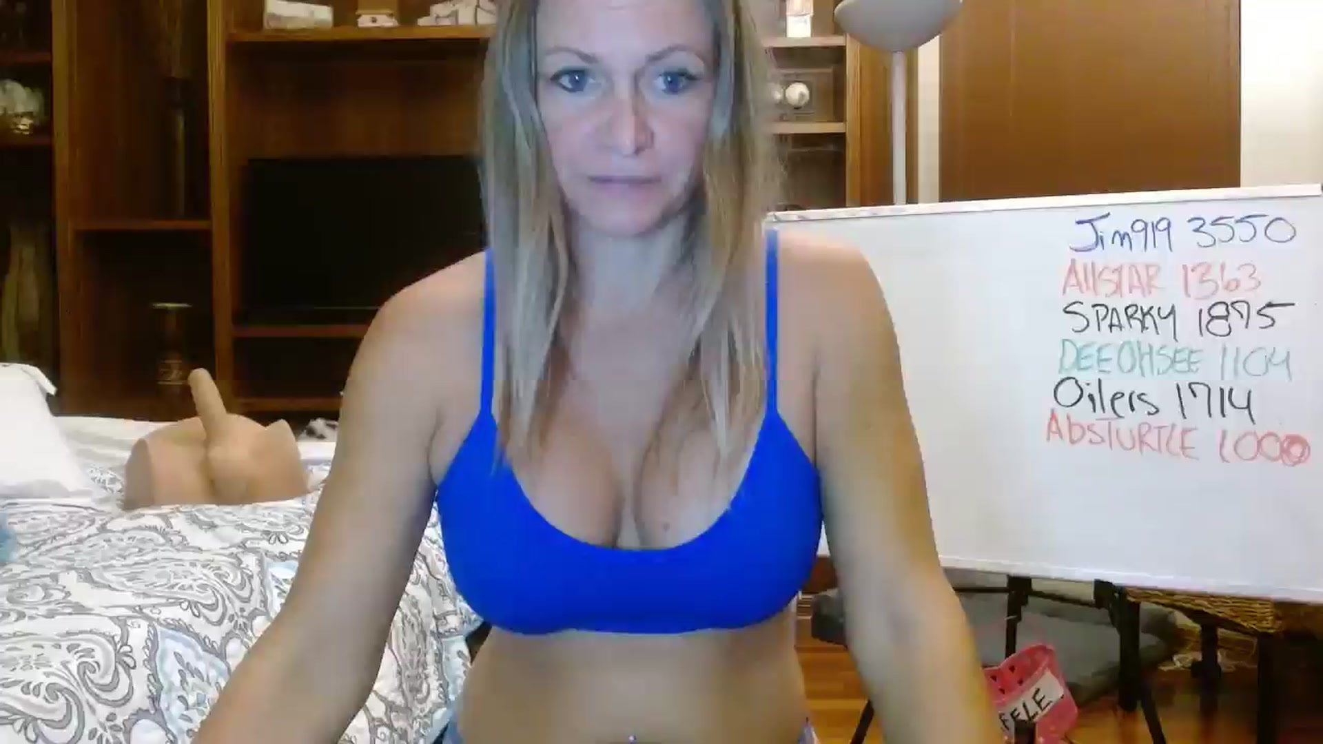 Gallery image thumbnail from Autumn_Blonde's myfreecams stream on, 09/12/2025, 11:15 image 1 of 20