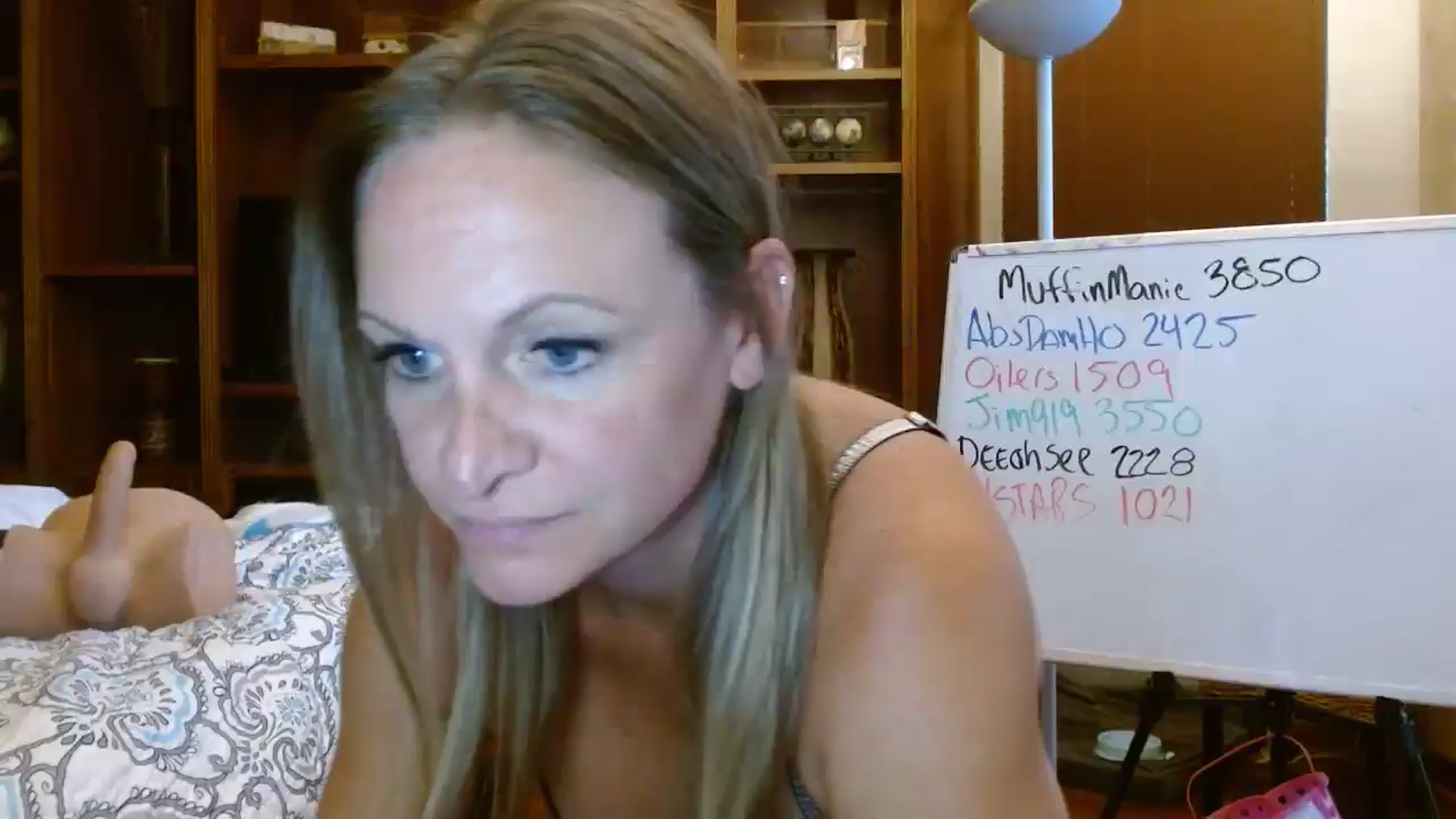 Gallery image thumbnail from Autumn_Blonde's myfreecams stream on, 10/04/2025, 13:20 image 11 of 20