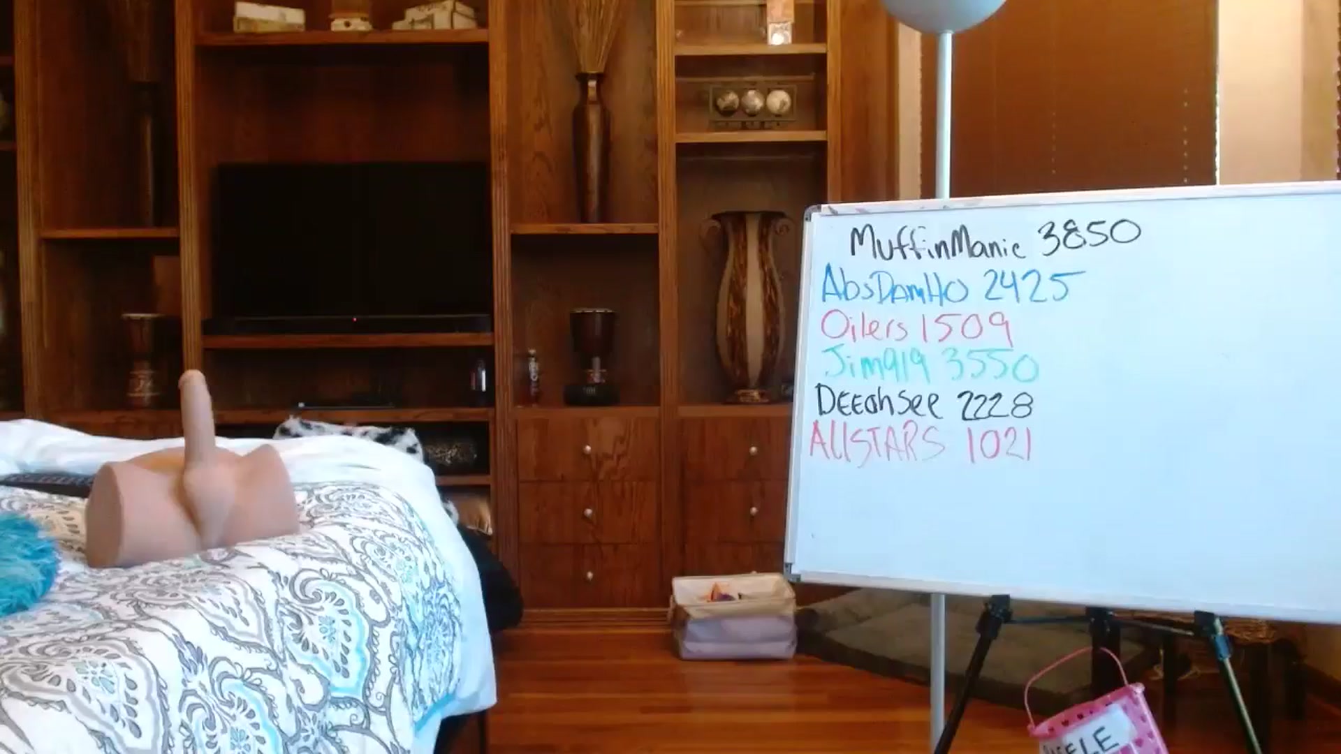 Gallery image thumbnail from Autumn_Blonde's myfreecams stream on, 10/06/2025, 13:55 image 9 of 20