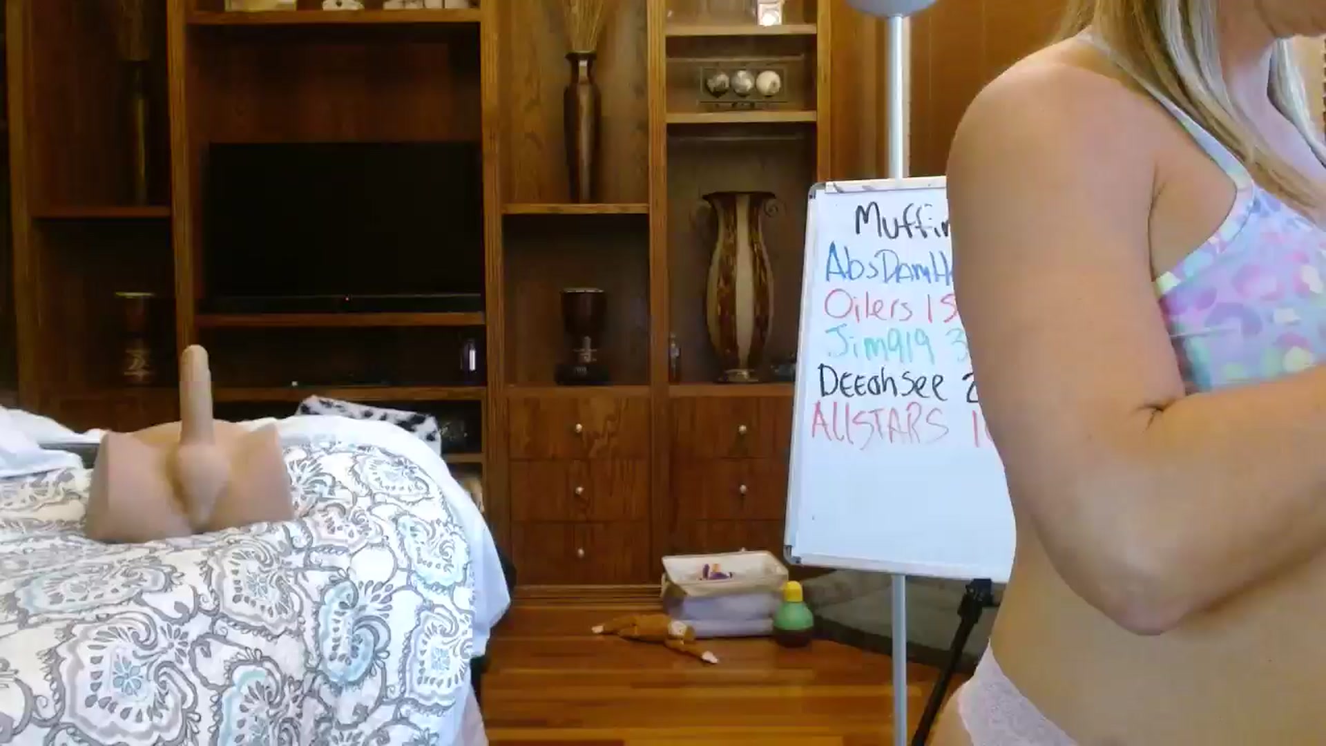 Gallery image thumbnail from Autumn_Blonde's myfreecams stream on, 10/08/2025, 13:48 image 11 of 20