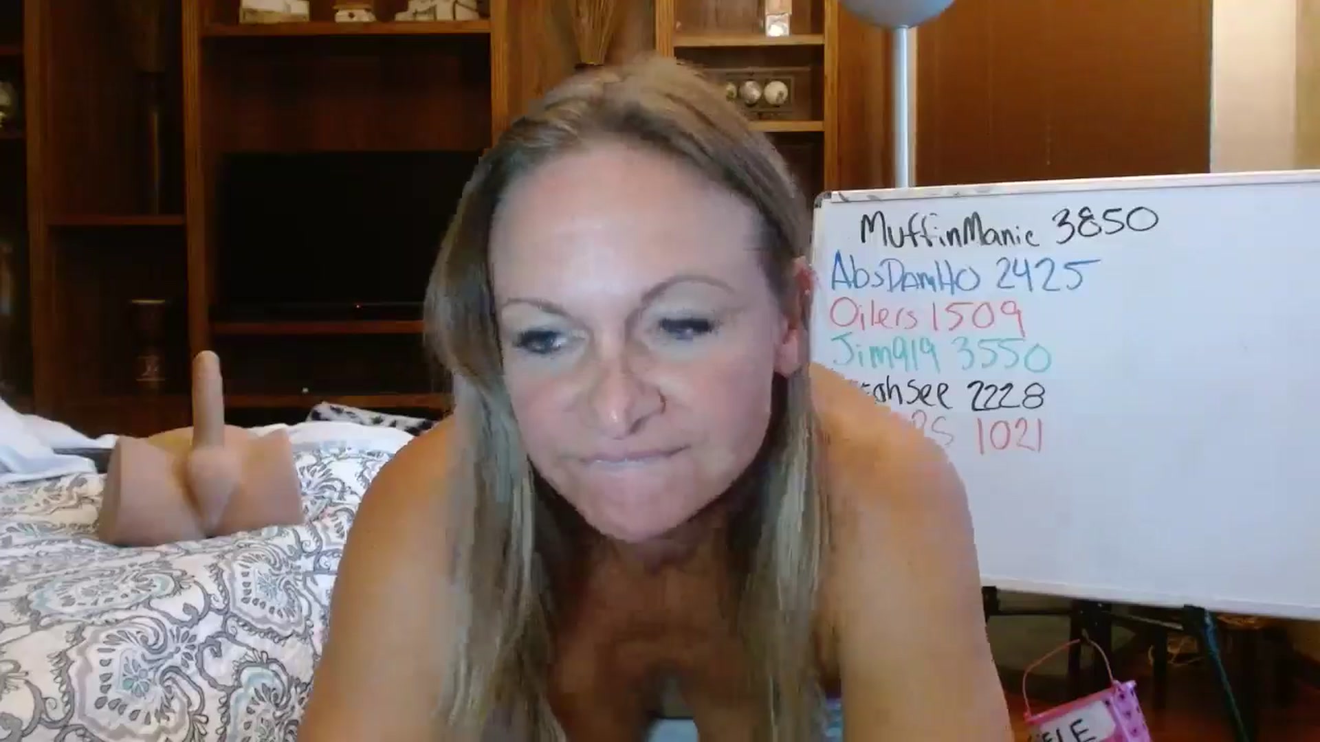 Gallery image thumbnail from Autumn_Blonde's myfreecams stream on, 10/08/2025, 13:48 image 5 of 20