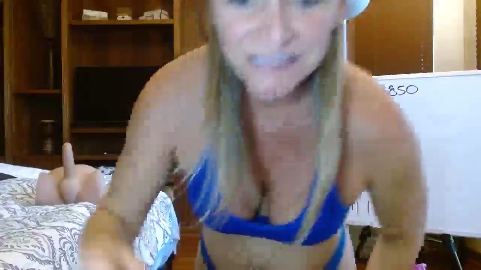 Gallery image thumbnail from Autumn_Blonde's myfreecams stream on, 10/13/2025, 14:31 image 10 of 20