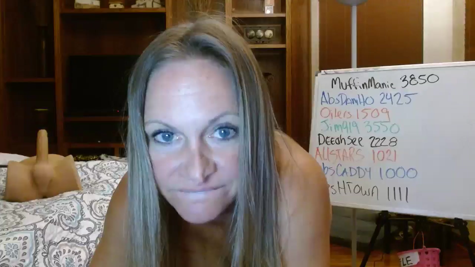 Gallery image thumbnail from Autumn_Blonde's myfreecams stream on, 10/14/2025, 13:11 image 10 of 20