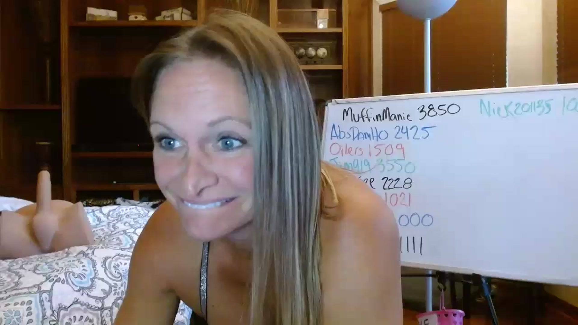 Gallery image thumbnail from Autumn_Blonde's myfreecams stream on, 10/14/2025, 14:46 image 1 of 20