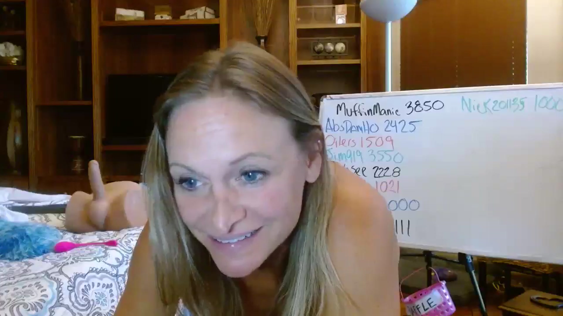 Gallery image thumbnail from Autumn_Blonde's myfreecams stream on, 10/23/2025, 14:28 image 19 of 20