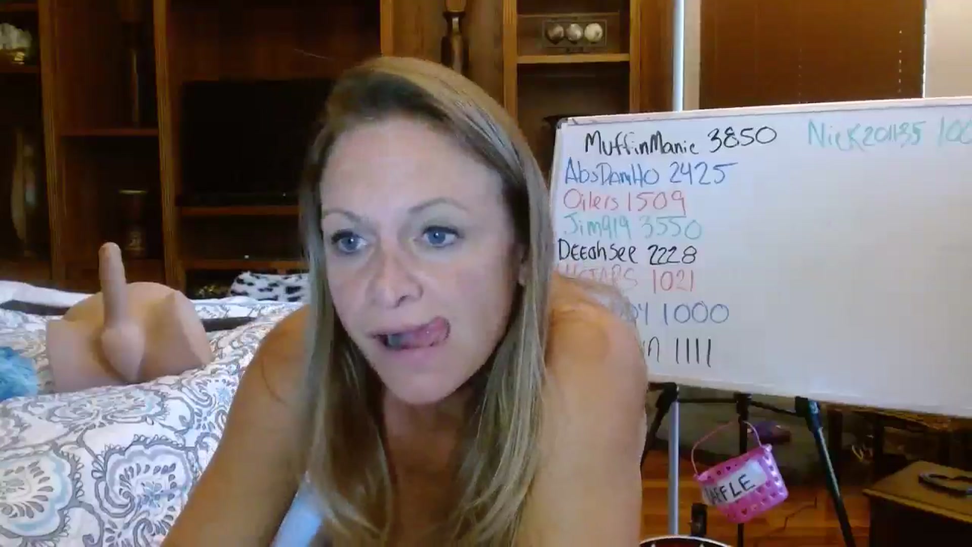 Gallery image thumbnail from Autumn_Blonde's myfreecams stream on, 10/23/2025, 14:28 image 5 of 20