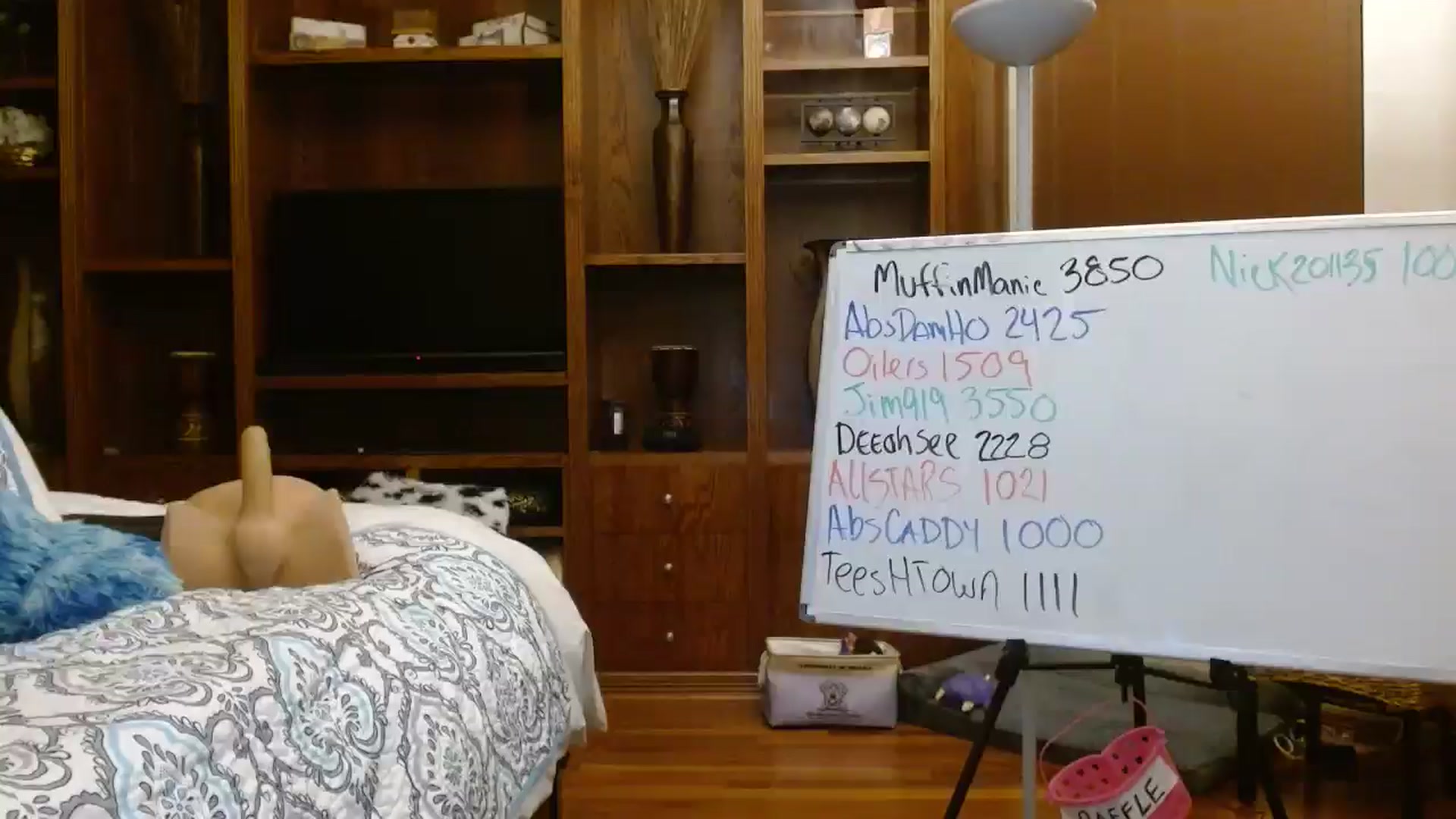 Gallery image thumbnail from Autumn_Blonde's myfreecams stream on, 10/24/2025, 11:42 image 10 of 20