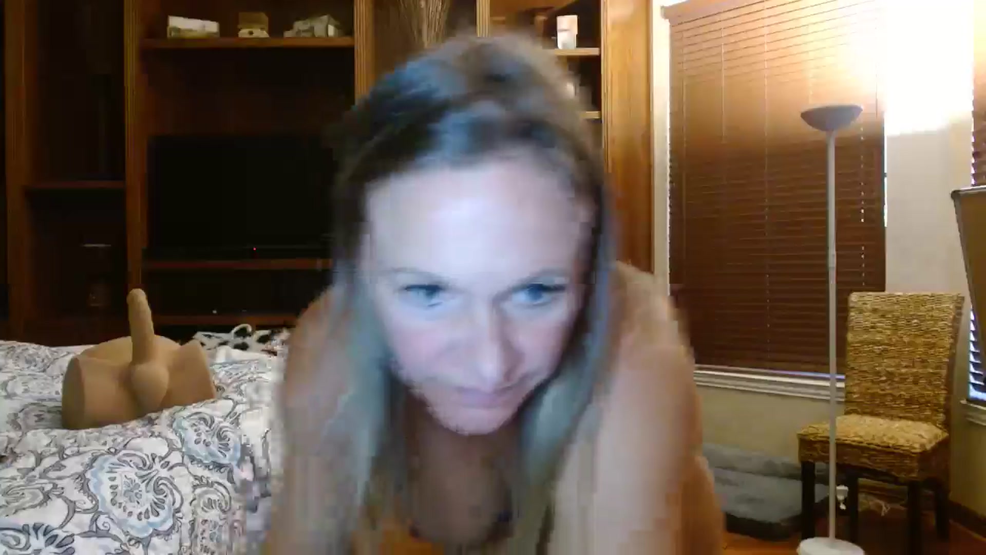 Gallery image thumbnail from Autumn_Blonde's myfreecams stream on, 11/03/2025, 16:06 image 18 of 20