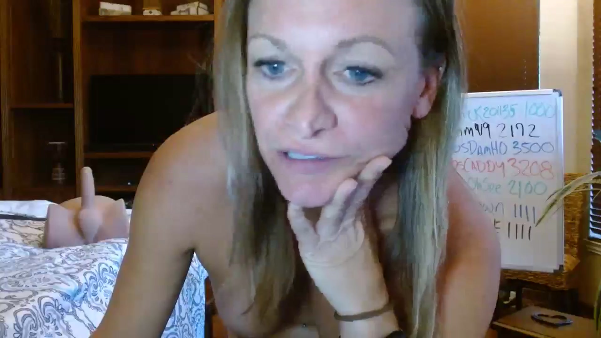Gallery image thumbnail from Autumn_Blonde's myfreecams stream on, 11/07/2025, 15:53 image 10 of 20