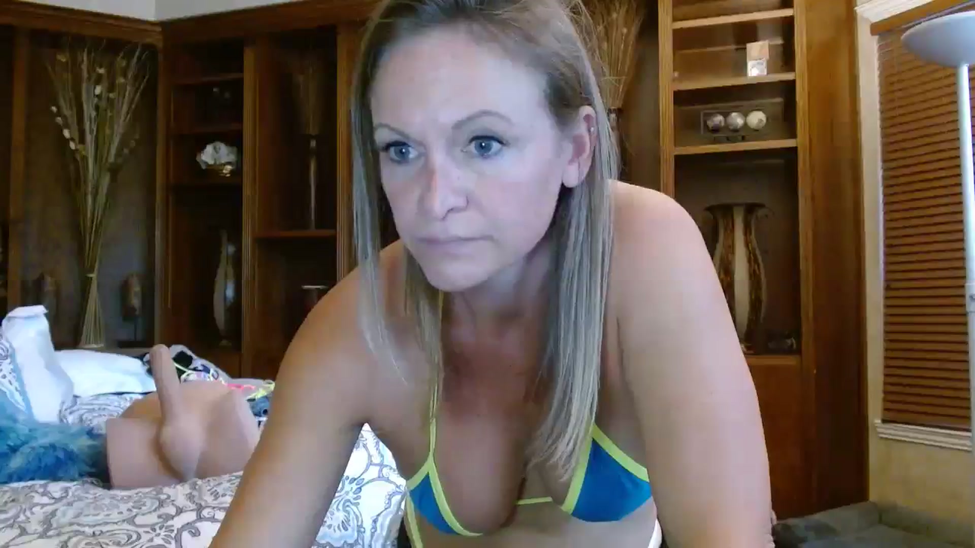 Gallery image thumbnail from Autumn_Blonde's myfreecams stream on, 11/08/2025, 15:54 image 2 of 20