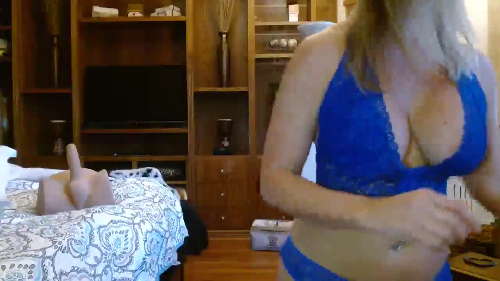 Gallery image thumbnail from Autumn_Blonde's myfreecams stream on, 11/11/2025, 13:47 image 13 of 20