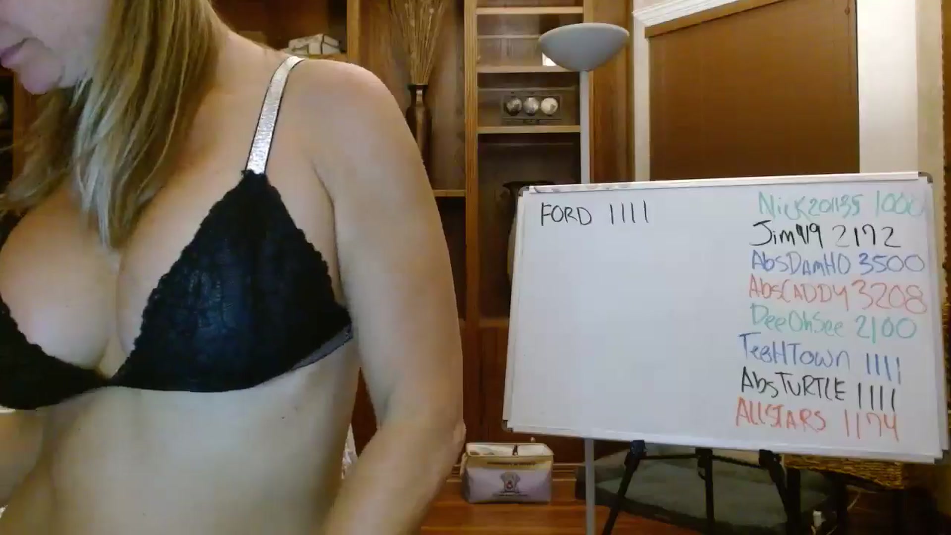 Gallery image thumbnail from Autumn_Blonde's myfreecams stream on, 11/19/2025, 12:55 image 10 of 20