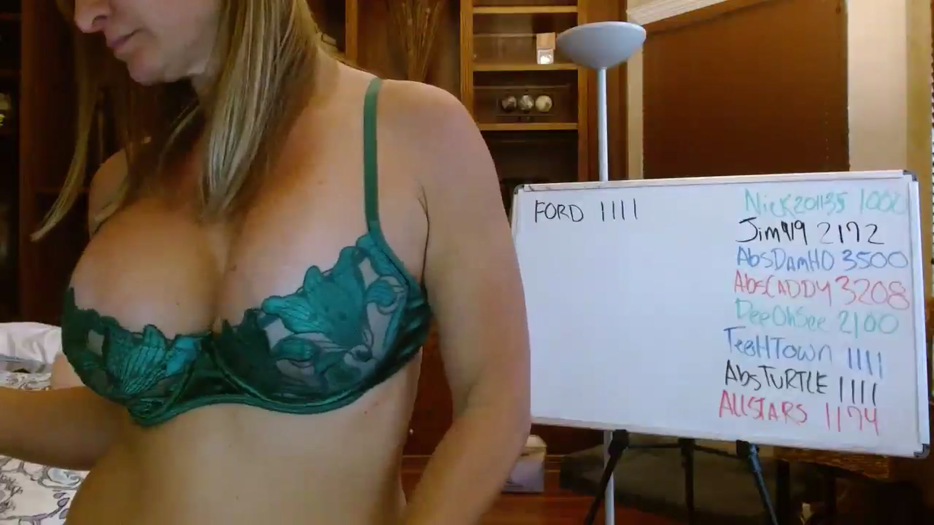 Gallery image thumbnail from Autumn_Blonde's myfreecams stream on, 11/20/2025, 15:04 image 5 of 20