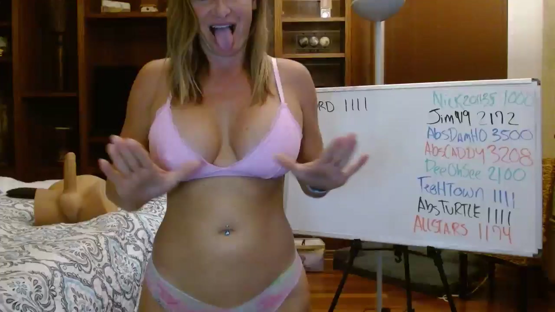 Gallery image thumbnail from Autumn_Blonde's myfreecams stream on, 11/21/2025, 13:55 image 1 of 20