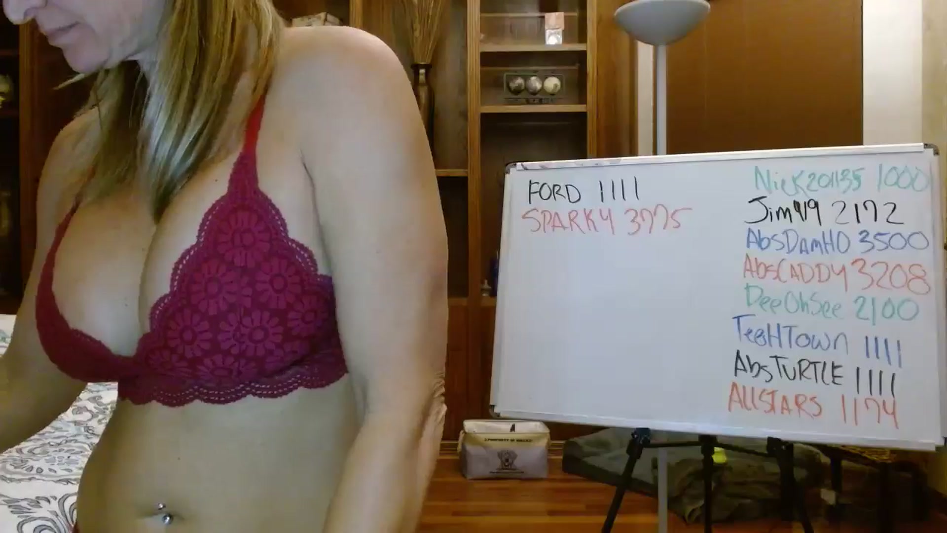 Gallery image thumbnail from Autumn_Blonde's myfreecams stream on, 11/24/2025, 12:27 image 15 of 20