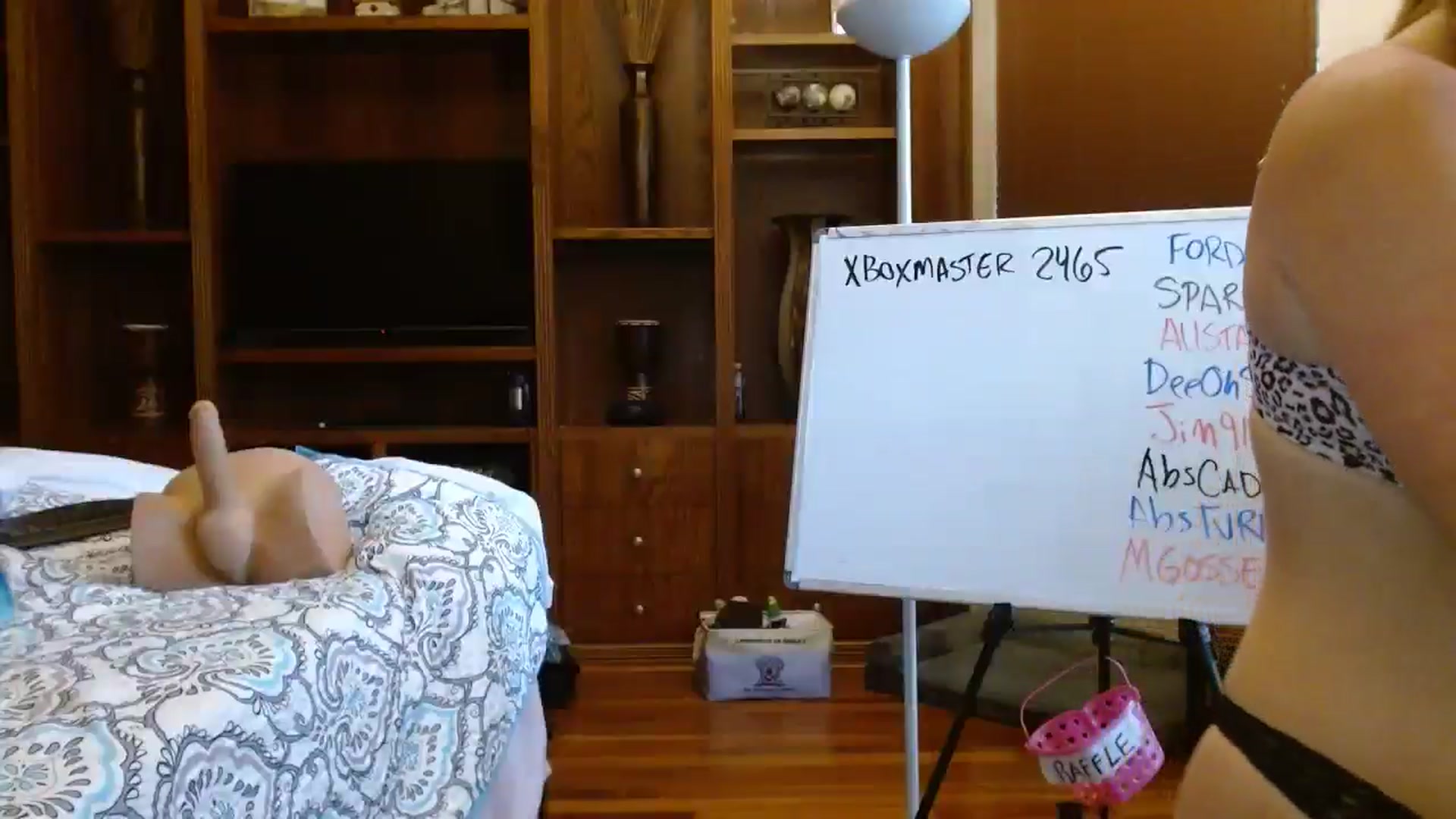 Gallery image thumbnail from Autumn_Blonde's myfreecams stream on, 12/12/2025, 16:02 image 17 of 20