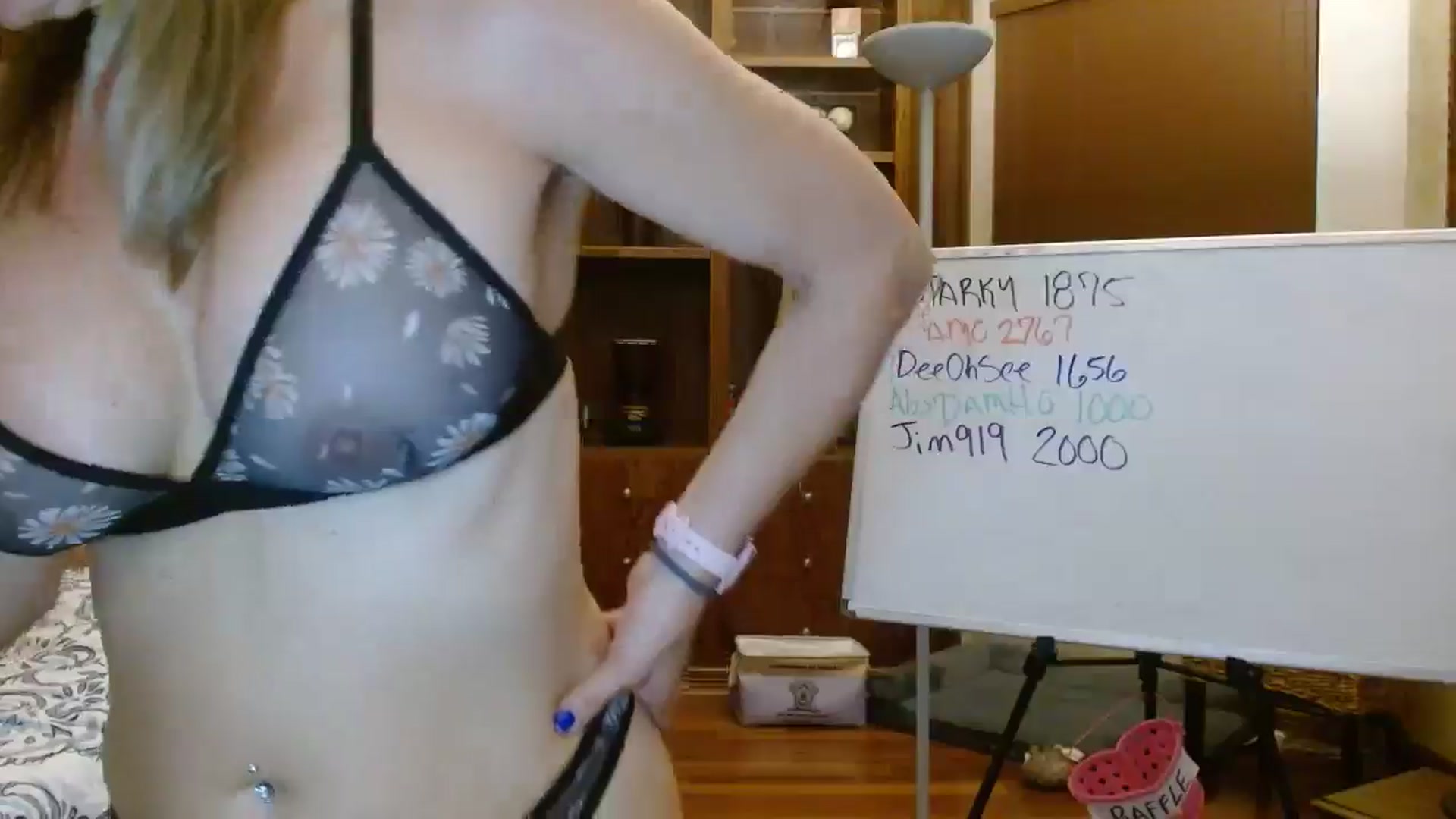 Gallery image thumbnail from Autumn_Blonde's myfreecams stream on, 03/04/2026, 12:58 image 14 of 20