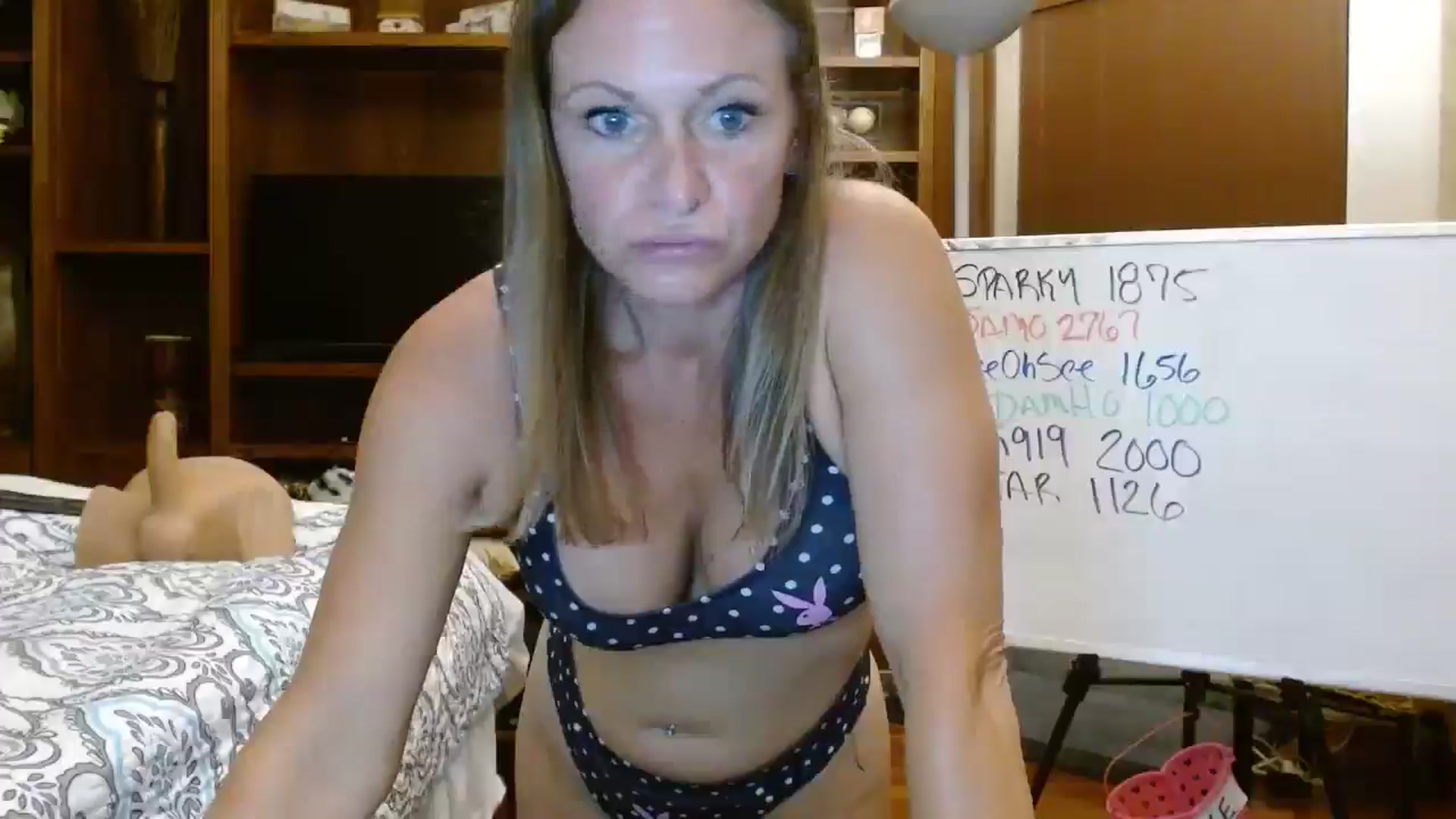 Gallery image thumbnail from Autumn_Blonde's myfreecams stream on, 03/11/2026, 12:19 image 18 of 20