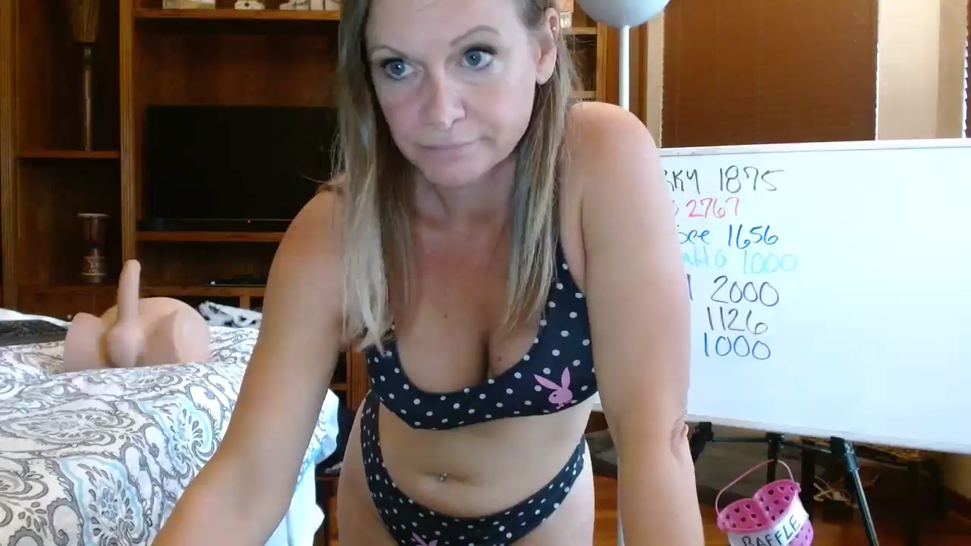 Gallery image thumbnail from Autumn_Blonde's myfreecams stream on, 03/11/2026, 15:01 image 5 of 20