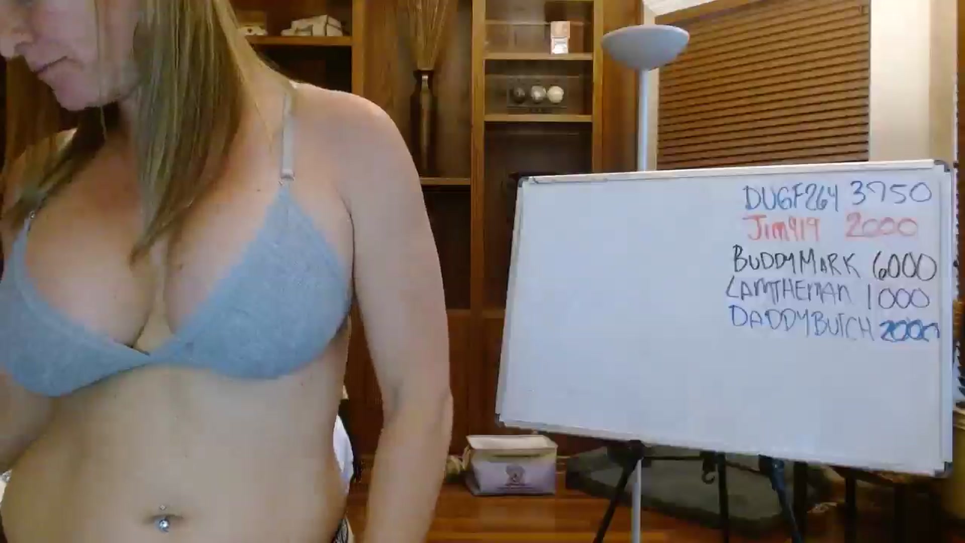 Gallery image thumbnail from Autumn_Blonde's myfreecams stream on, 05/06/2026, 13:43 image 12 of 20