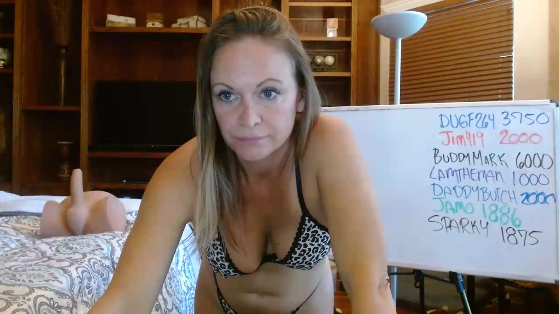 Gallery image thumbnail from Autumn_Blonde's myfreecams stream on, 05/12/2026, 13:59 image 14 of 20
