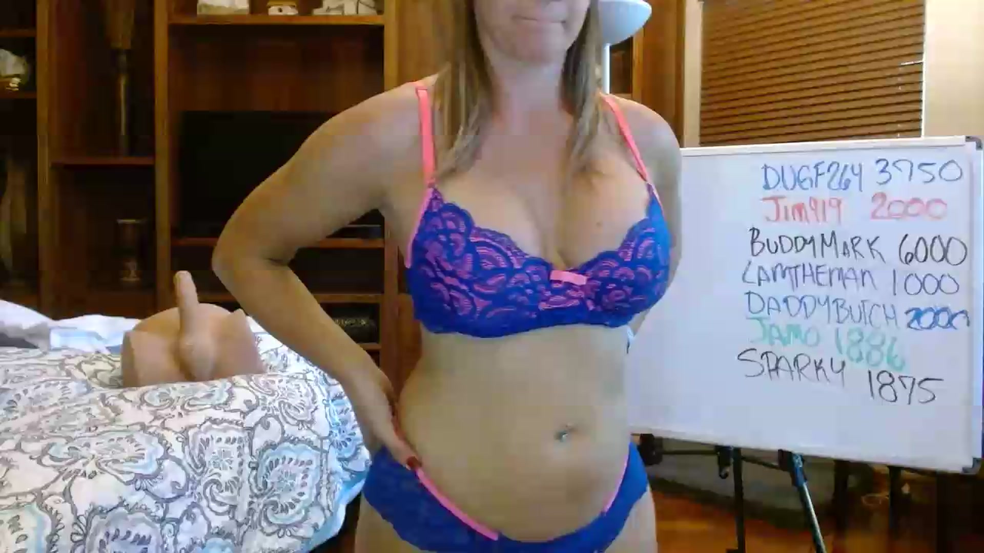 Gallery image thumbnail from Autumn_Blonde's myfreecams stream on, 05/13/2026, 13:10 image 9 of 20