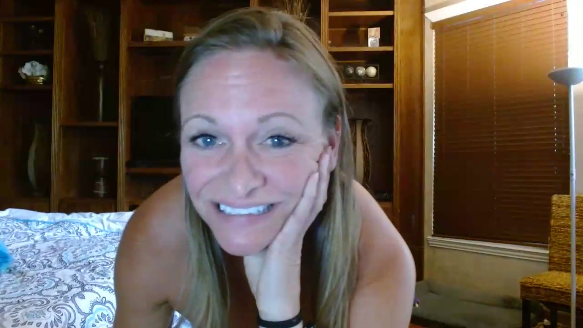 Gallery image thumbnail from Autumn_Blonde's myfreecams stream on, 06/12/2026, 14:23 image 16 of 20