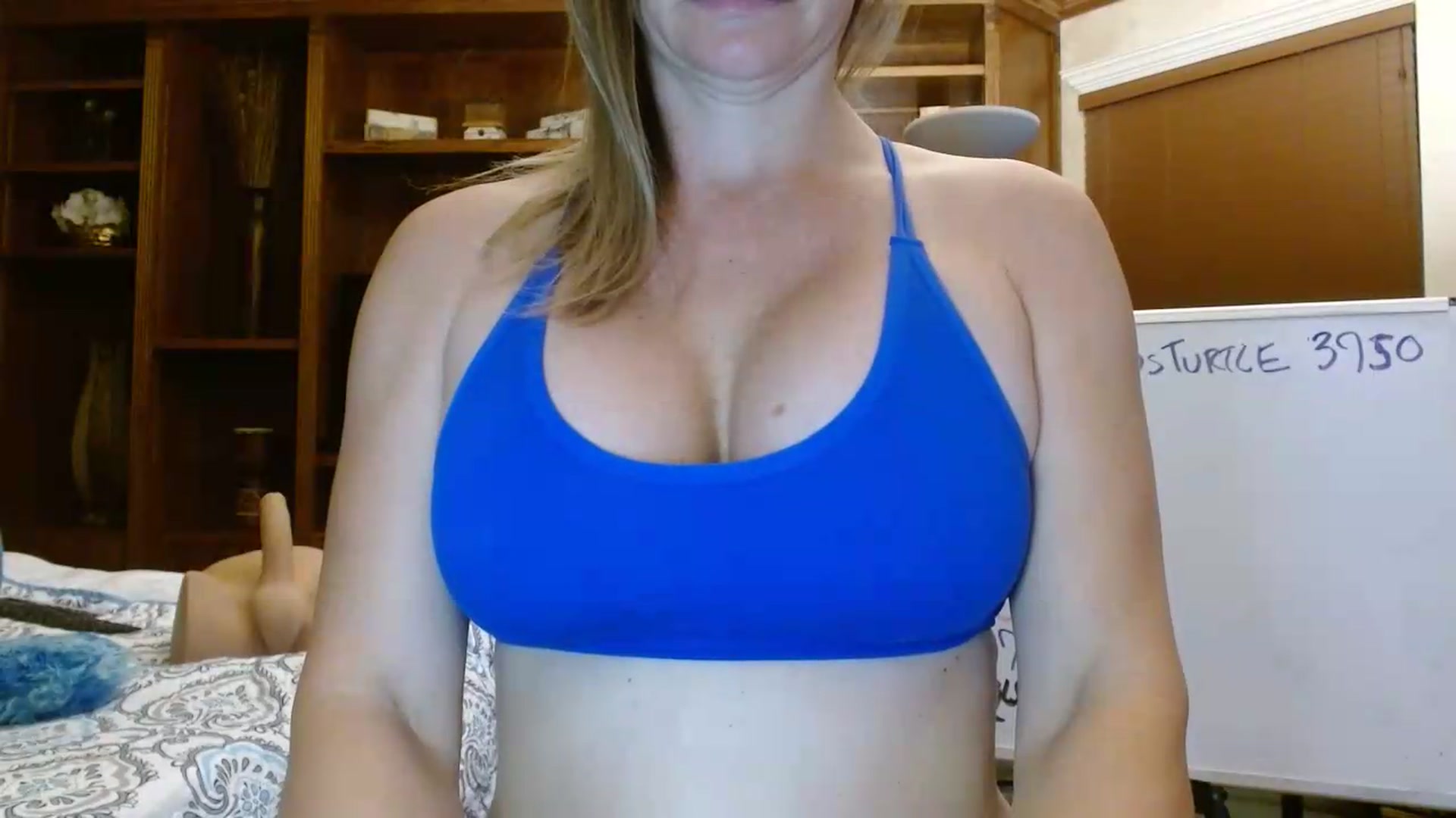 Gallery image thumbnail from Autumn_Blonde's myfreecams stream on, 06/22/2026, 11:36 image 4 of 20
