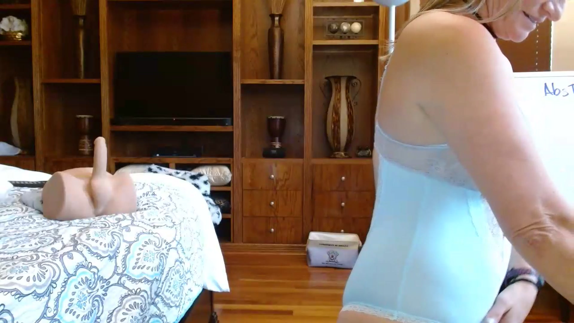 Gallery image thumbnail from Autumn_Blonde's myfreecams stream on, 06/29/2026, 14:32 image 20 of 20