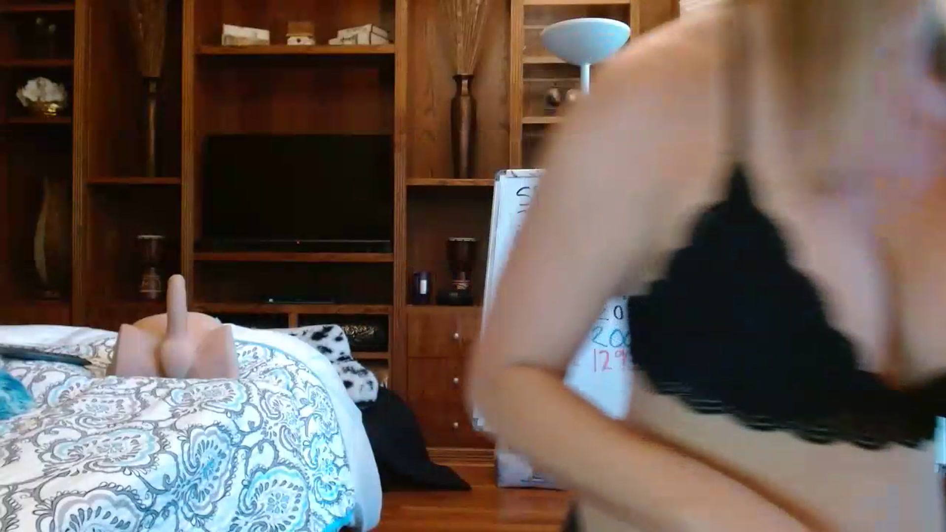 Gallery image thumbnail from Autumn_Blonde's myfreecams stream on, 08/01/2026, 13:08 image 19 of 20