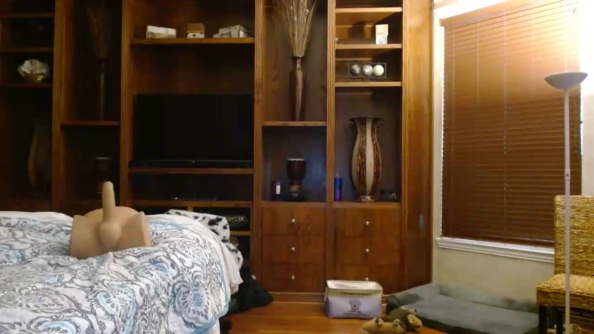 Gallery image thumbnail from Autumn_Blonde's myfreecams stream on, 08/22/2026, 14:40 image 18 of 20