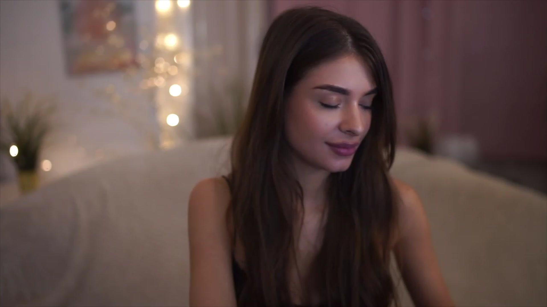 Gallery image thumbnail from Autumn_Falls's myfreecams stream on, 02/28/2023, 16:46 image 5 of 20