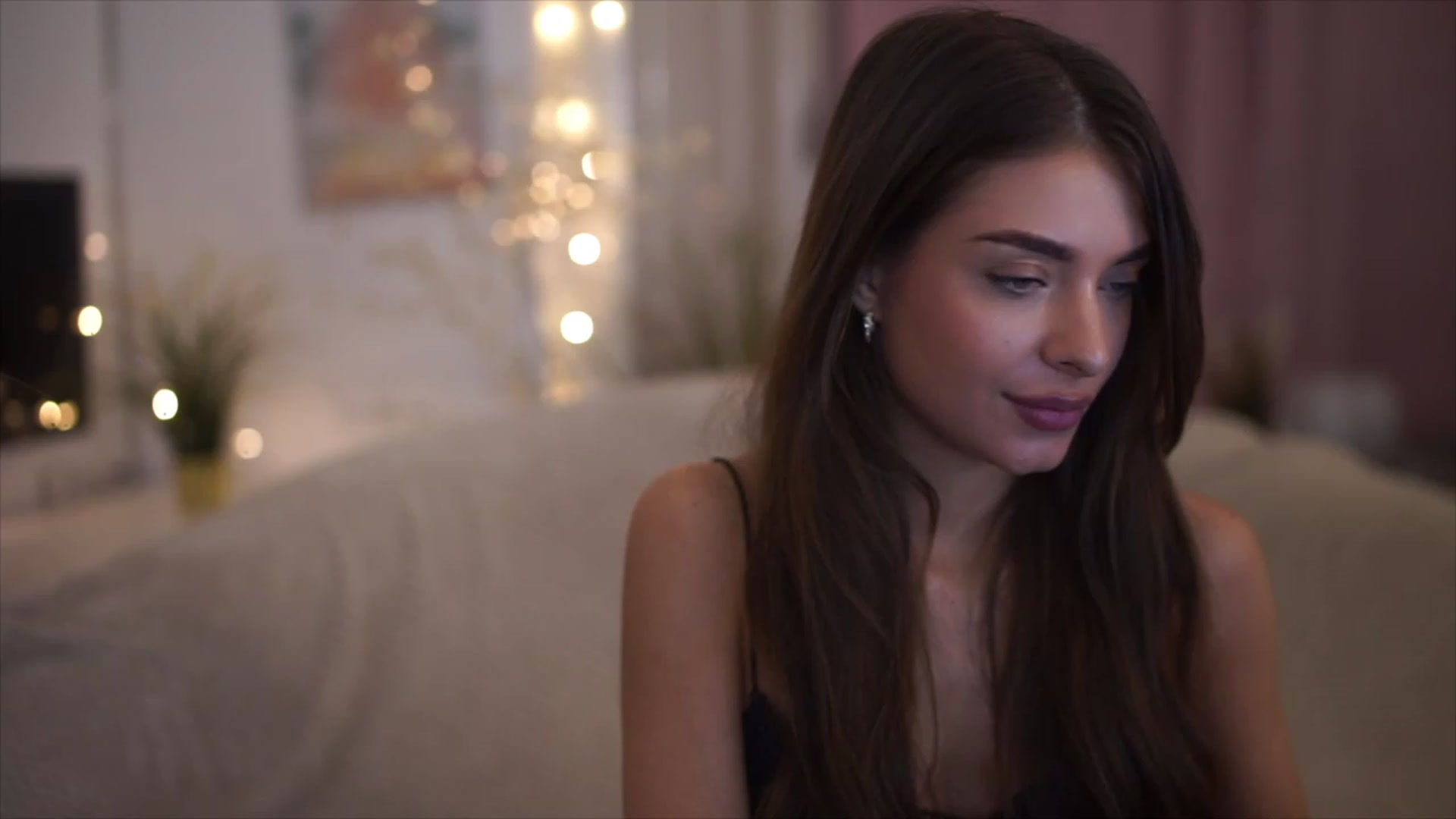 Gallery image thumbnail from Autumn_Falls's myfreecams stream on, 02/28/2023, 16:46 image 13 of 20