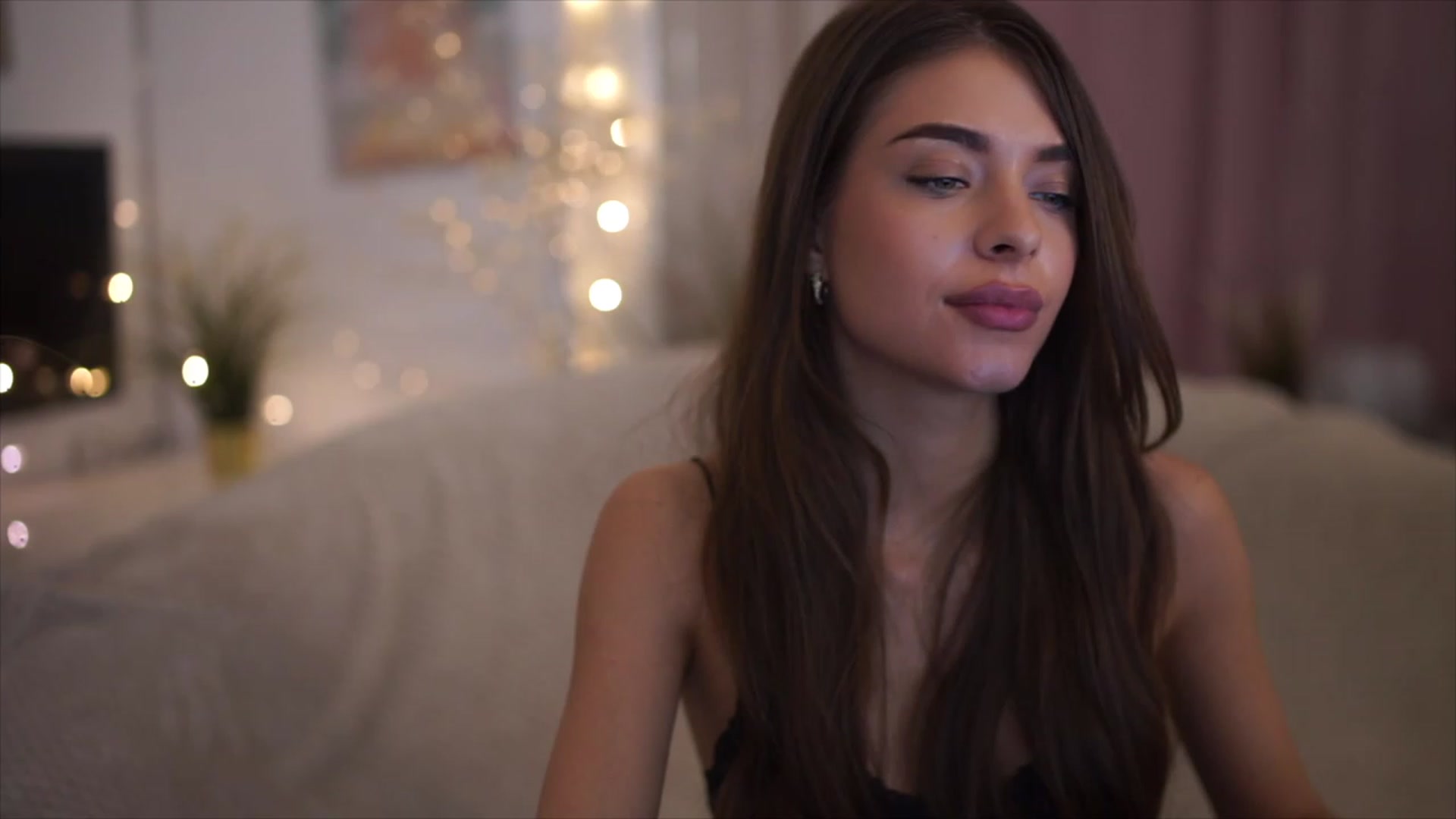 Gallery image thumbnail from Autumn_Falls's myfreecams stream on, 02/28/2023, 16:46 image 14 of 20
