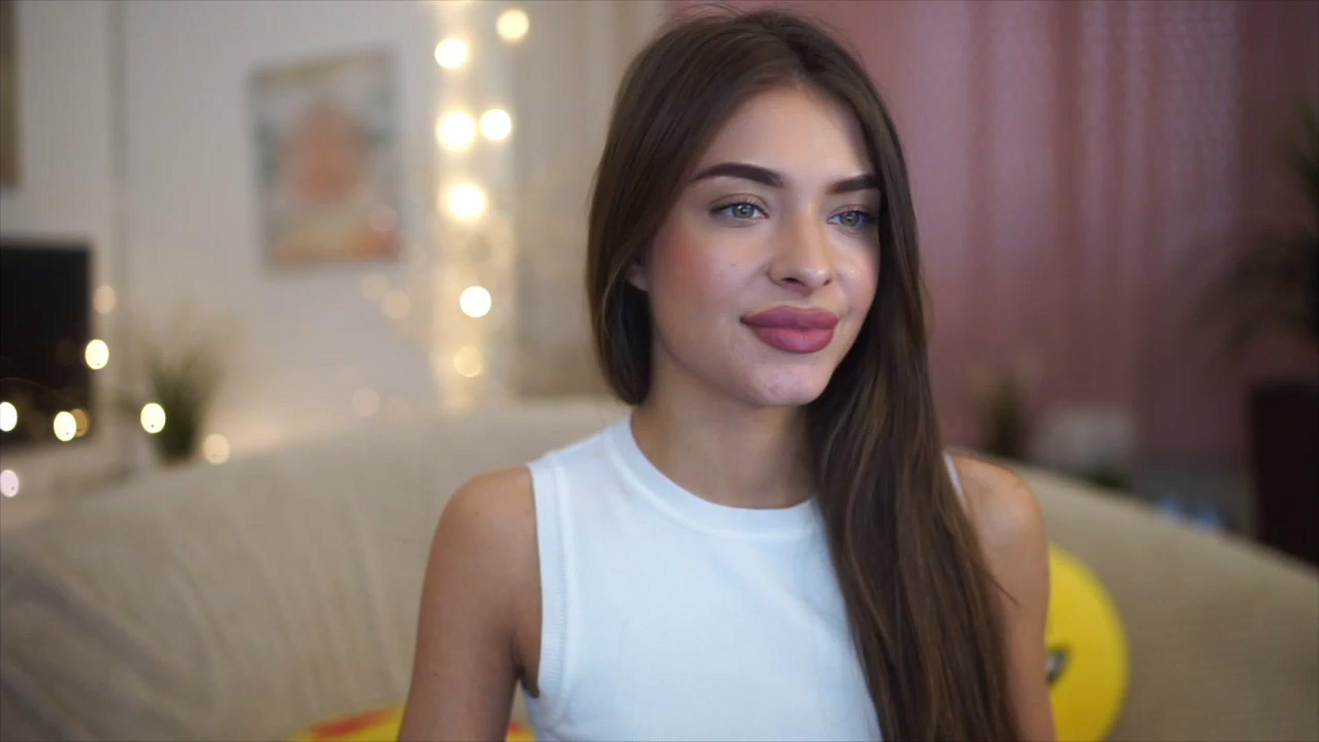 Gallery image thumbnail from Autumn_Falls's myfreecams stream on, 04/03/2023, 14:26 image 3 of 20
