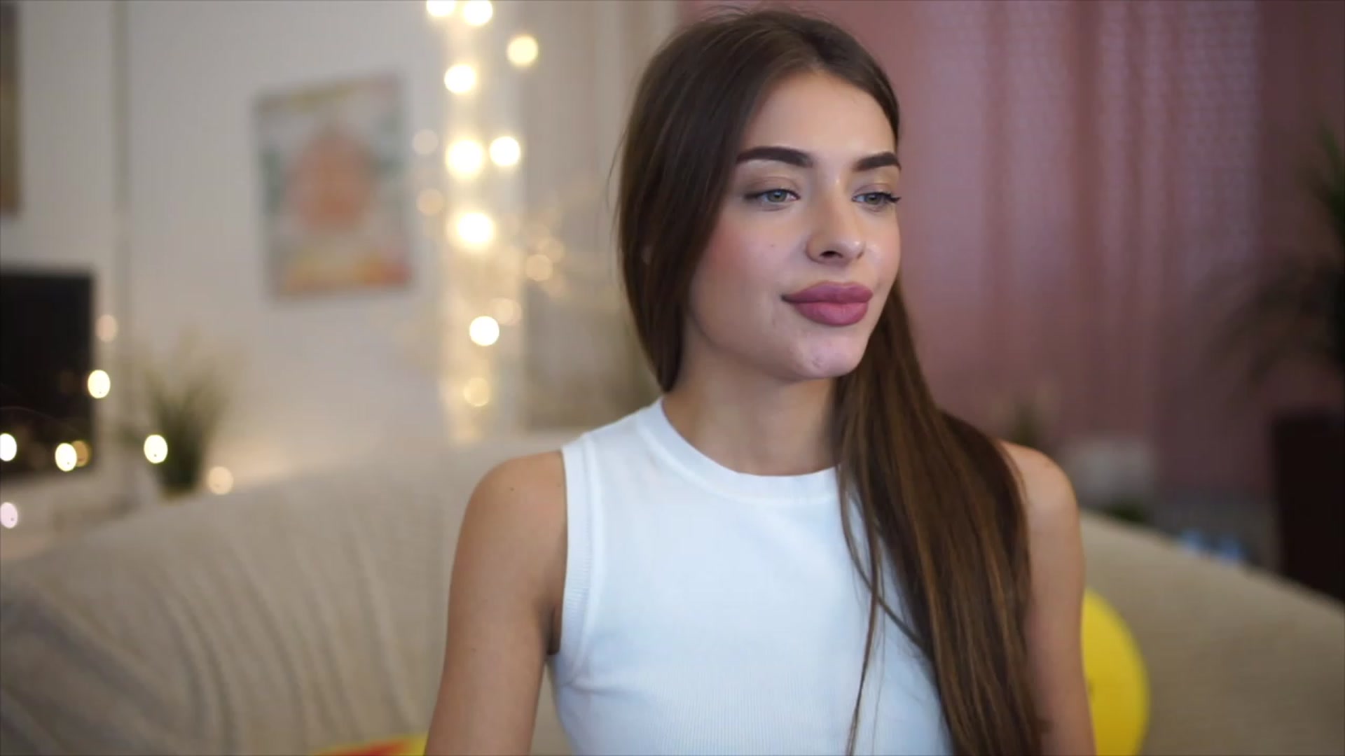 Gallery image thumbnail from Autumn_Falls's myfreecams stream on, 04/03/2023, 14:26 image 11 of 20
