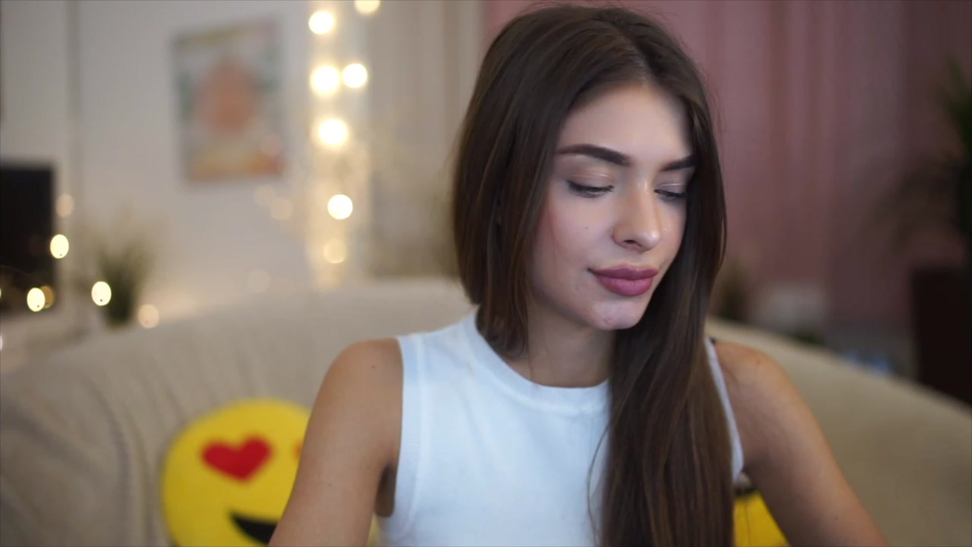 Gallery image thumbnail from Autumn_Falls's myfreecams stream on, 04/03/2023, 15:06 image 7 of 20