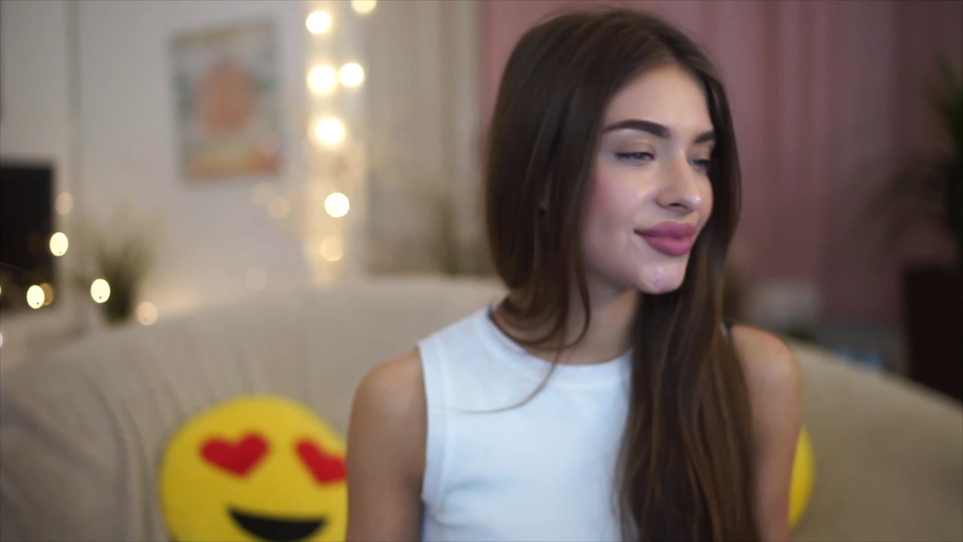 Gallery image thumbnail from Autumn_Falls's myfreecams stream on, 04/03/2023, 15:06 image 14 of 20