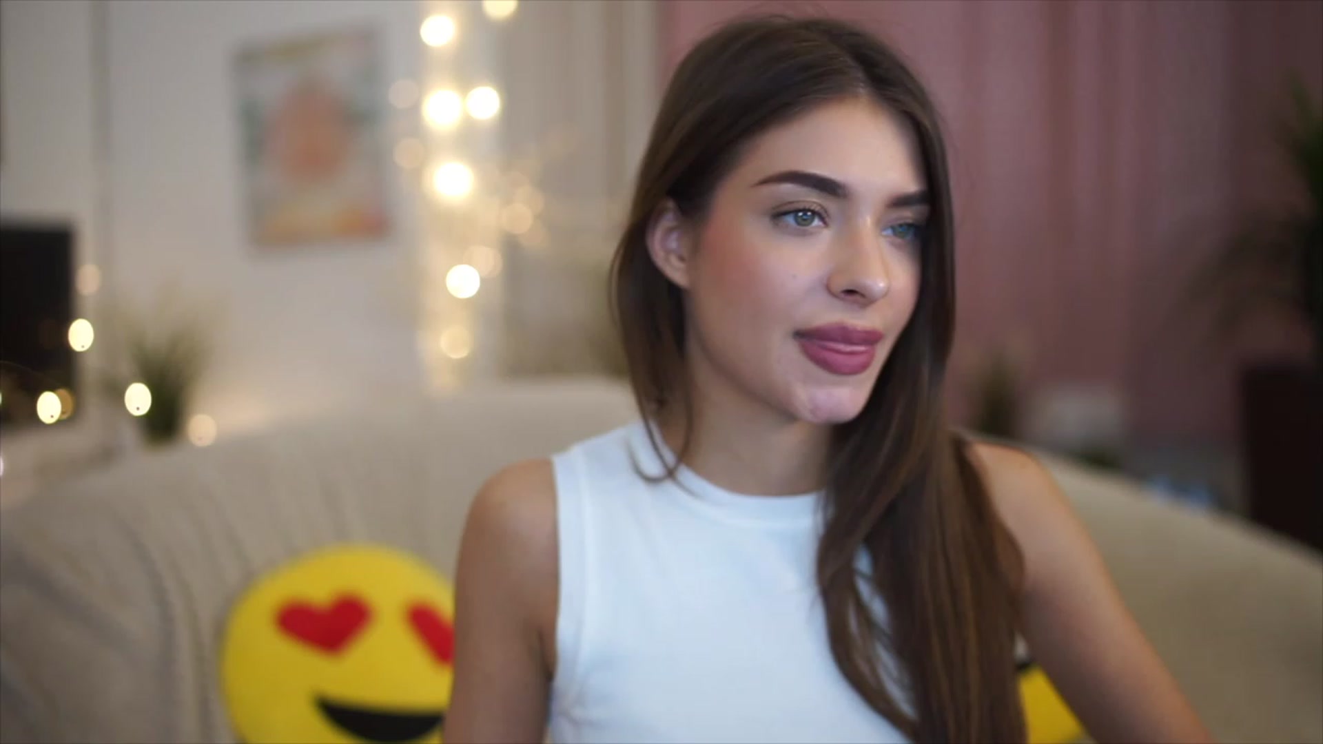 Gallery image thumbnail from Autumn_Falls's myfreecams stream on, 04/03/2023, 15:06 image 19 of 20