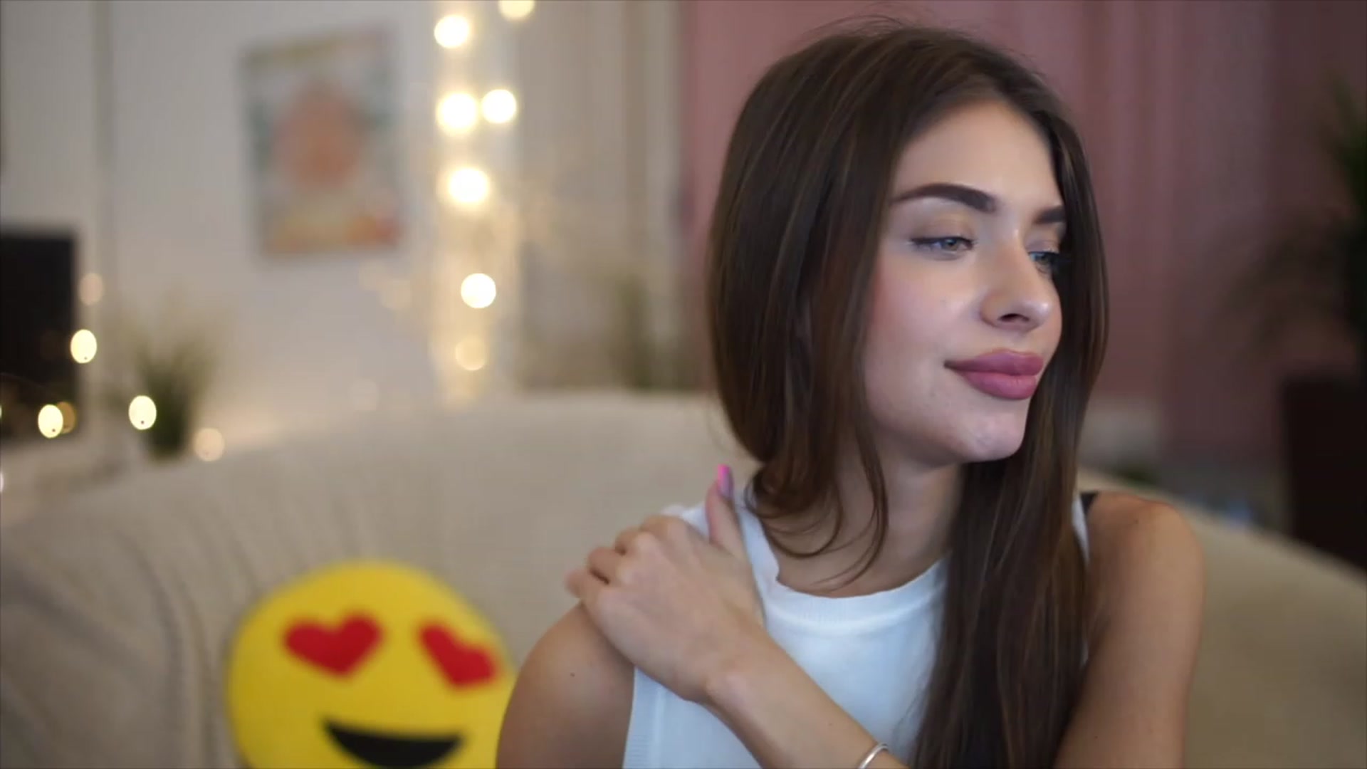 Gallery image thumbnail from Autumn_Falls's myfreecams stream on, 04/03/2023, 15:06 image 12 of 20
