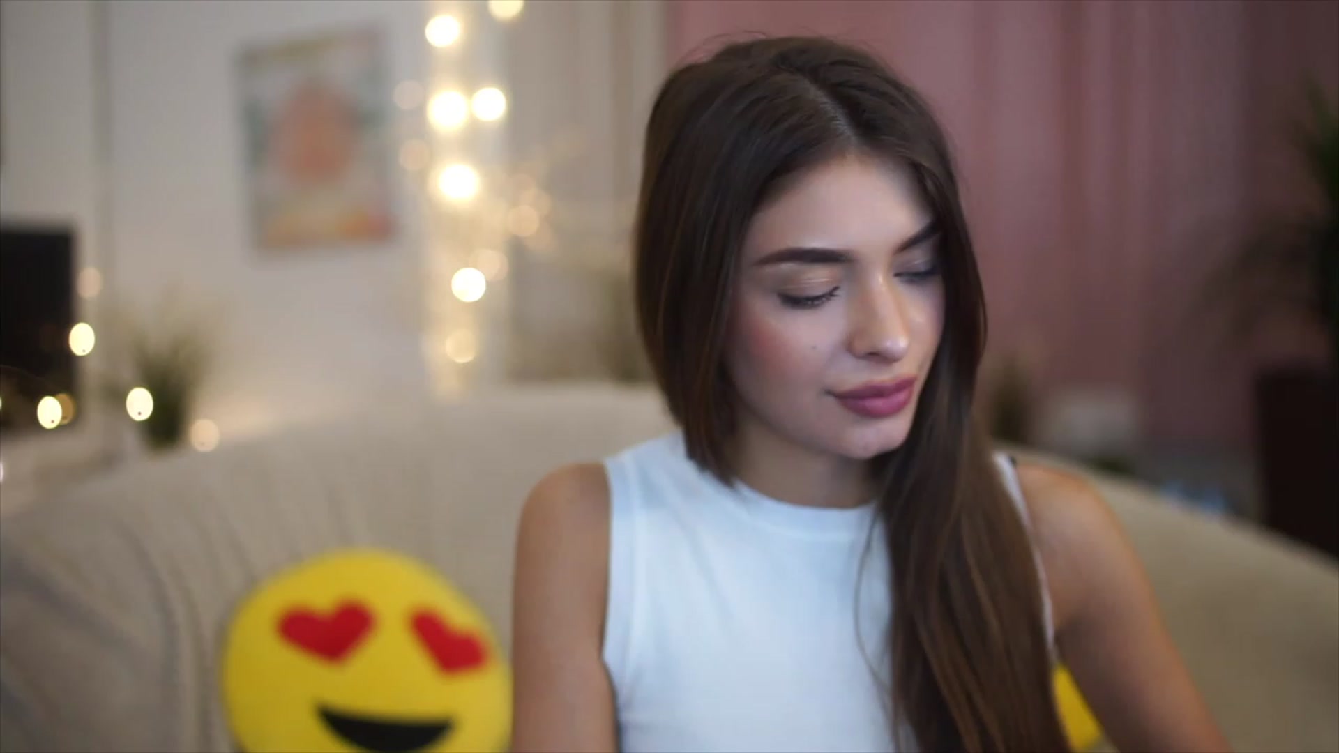 Gallery image thumbnail from Autumn_Falls's myfreecams stream on, 04/03/2023, 15:06 image 3 of 20
