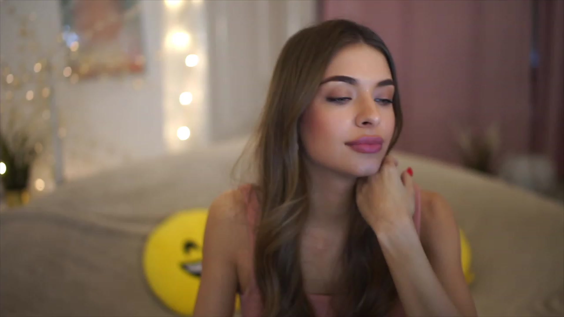 Gallery image thumbnail from Autumn_Falls's myfreecams stream on, 04/27/2023, 19:26 image 4 of 20