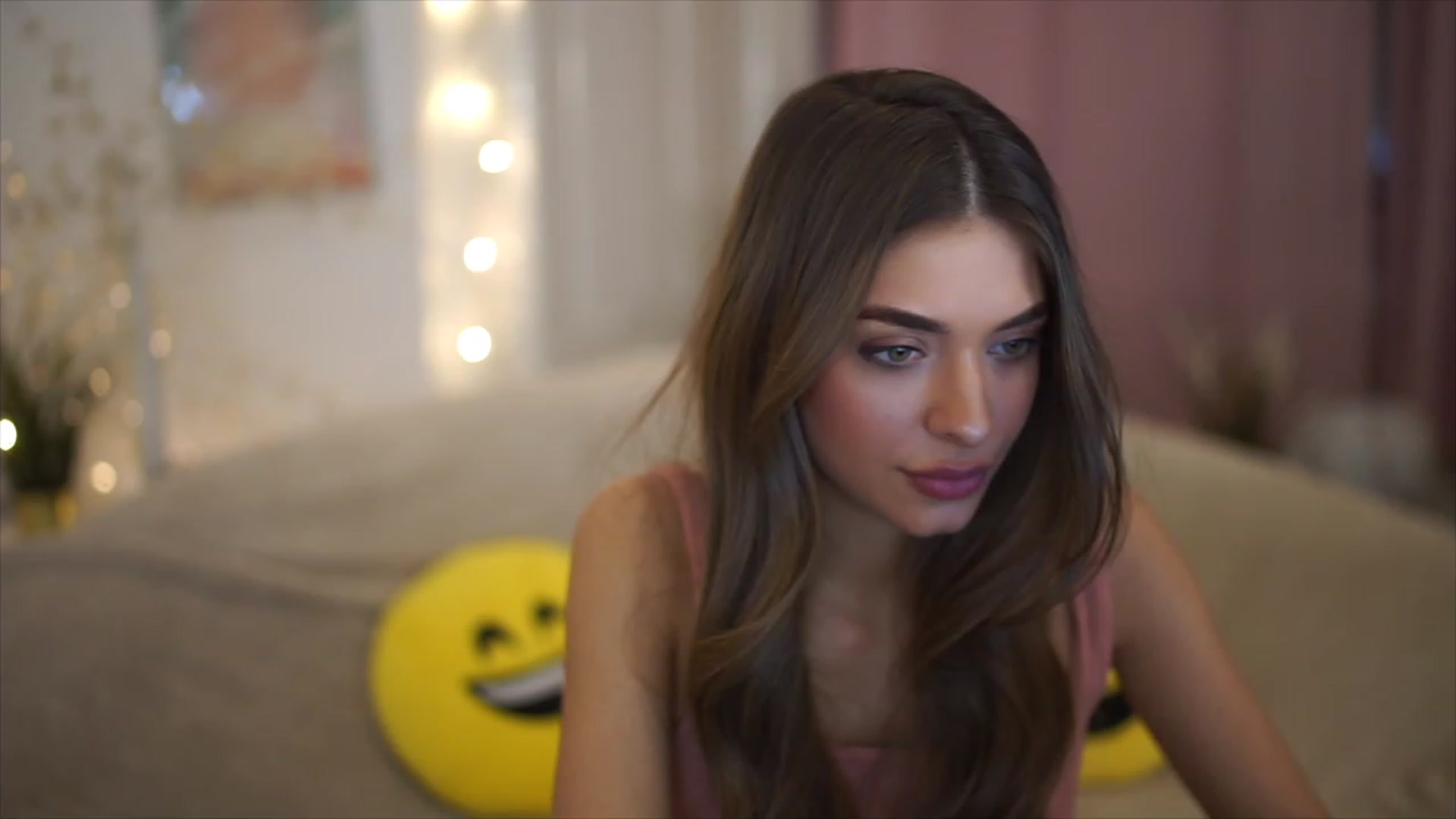 Gallery image thumbnail from Autumn_Falls's myfreecams stream on, 04/27/2023, 19:26 image 17 of 20