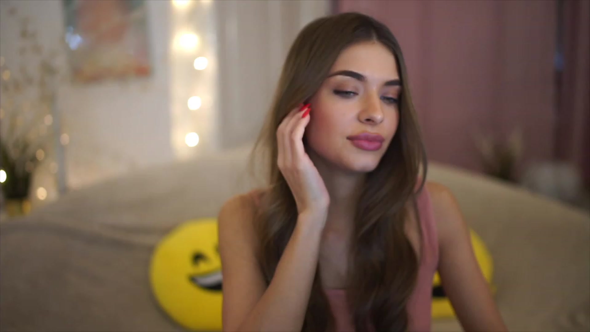 Gallery image thumbnail from Autumn_Falls's myfreecams stream on, 04/27/2023, 19:26 image 3 of 20