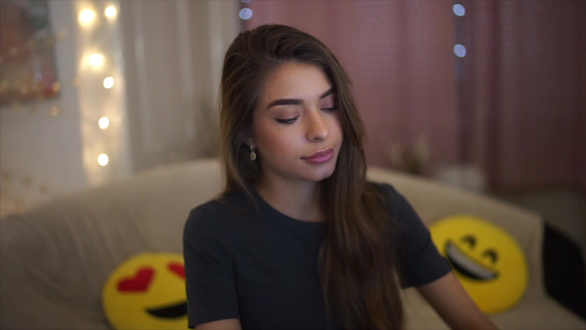 Gallery image thumbnail from Autumn_Falls's myfreecams stream on, 05/03/2023, 13:48 image 11 of 20